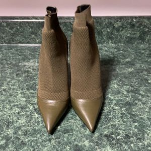 Woman’s ankle boots